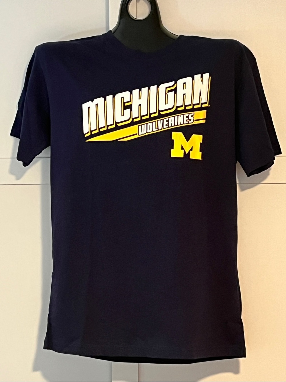 Pro Edge Navy and Yellow Michigan Wolverines Graphic Tee